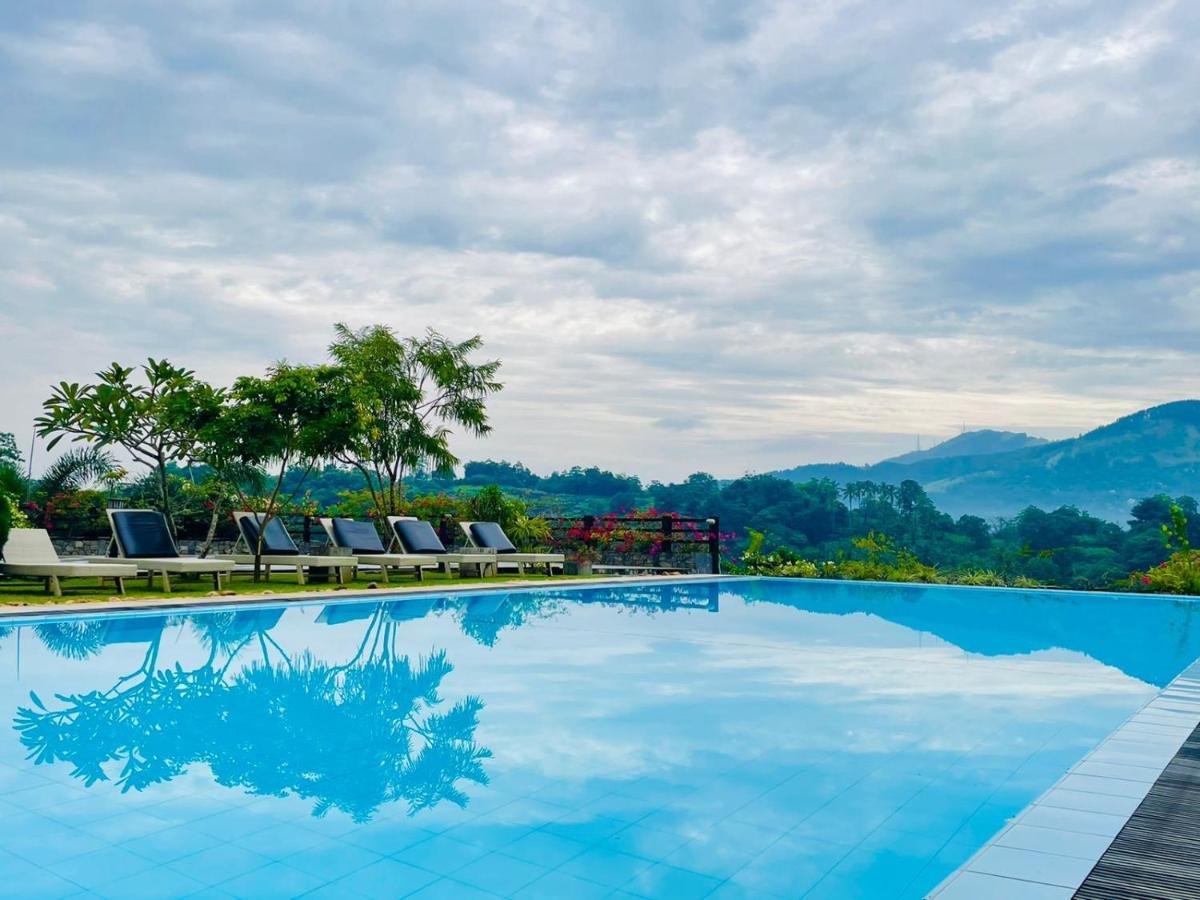 Elegant Hotel Kandy Exterior foto